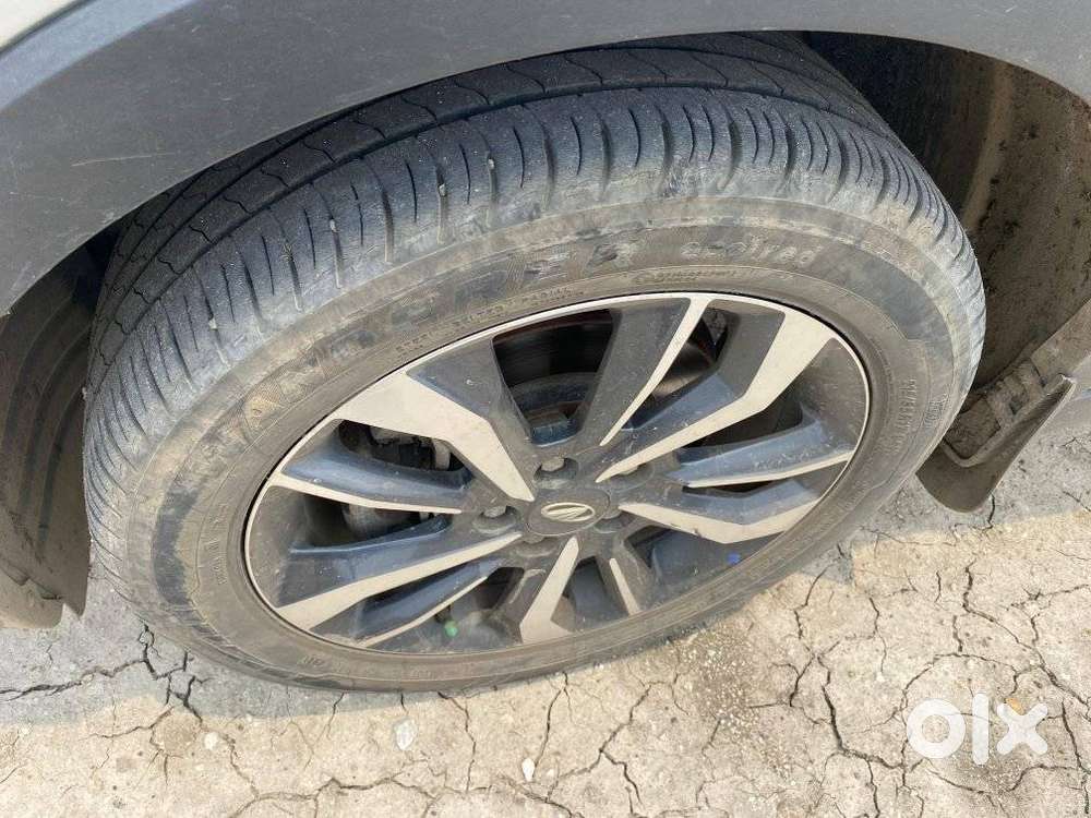Mahindra Xuv300 W8 Option, 2021