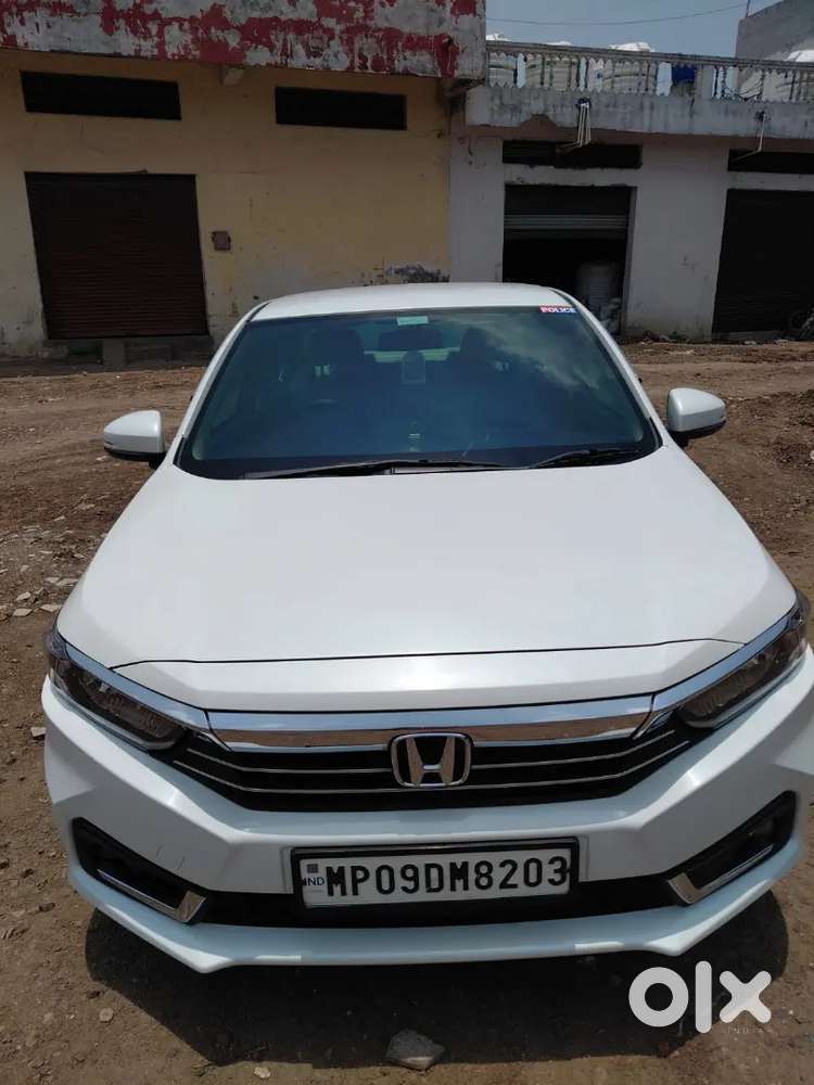 Honda Amaze 2024 Petrol 30000 Km Driven