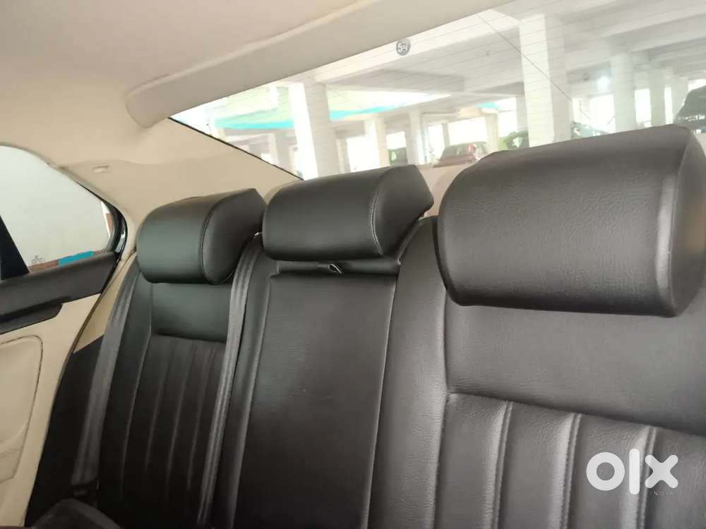 Vw Jetta Highline Diesel Less Used Showroom Track,tyres Good, Chill Ac