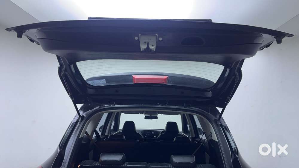 Kia Carens 1.4 Prestige Plus Turbo 7 Str, 2022, Petrol