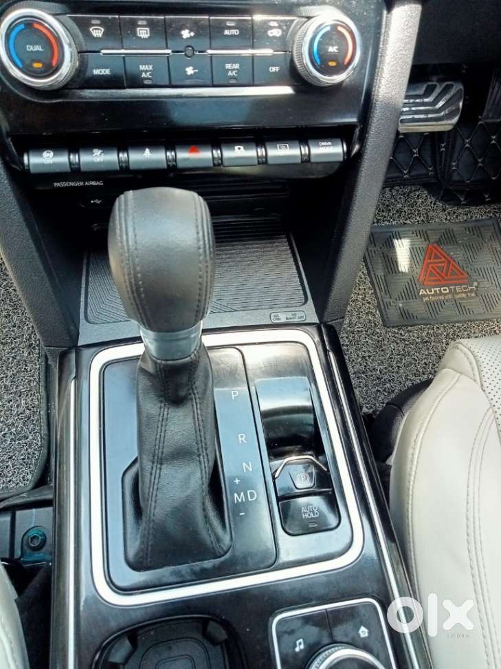 Mahindra Xuv700 2.2 Ax 7 Diesel At Luxury Pack Str, 2022, Diesel