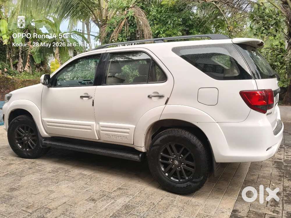 2015 Fortuner Re 4x2 Automatic Km. 155 Service Available Second Key