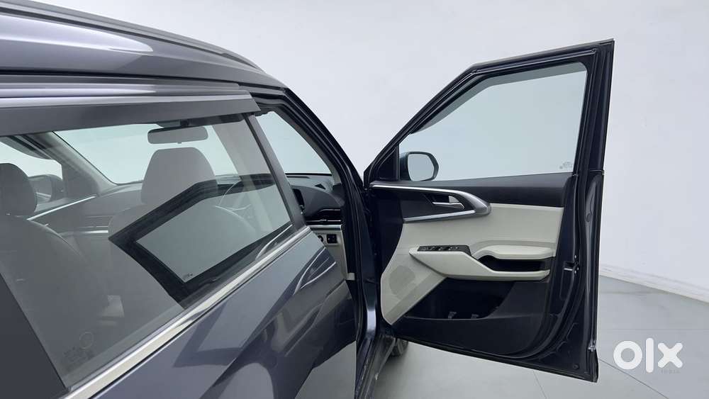 Kia Carens 1.4 Prestige Plus Turbo 7 Str, 2022, Petrol
