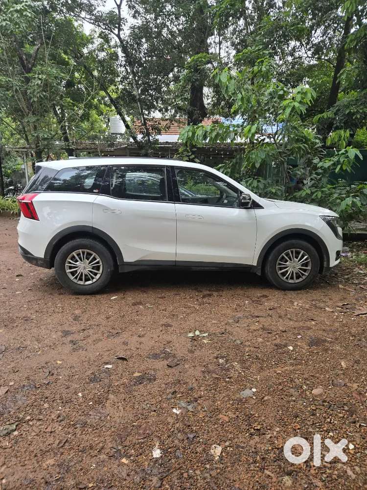 Mahindra Xuv700 2022 Diesel 77000 Km Driven