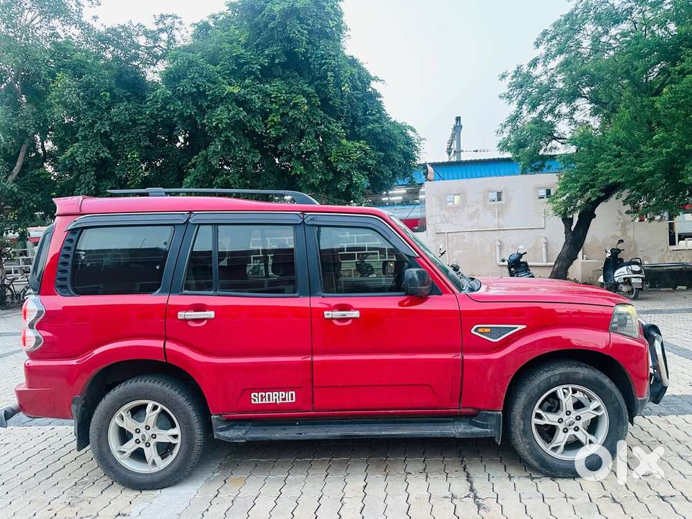 Mahindra Scorpio S10, 2015, Diesel