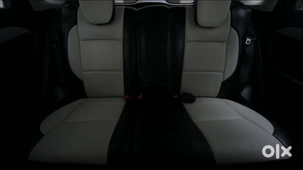 Maruti Suzuki Vitara Brezza 1.5 Zxi Plus, 2022, Petrol