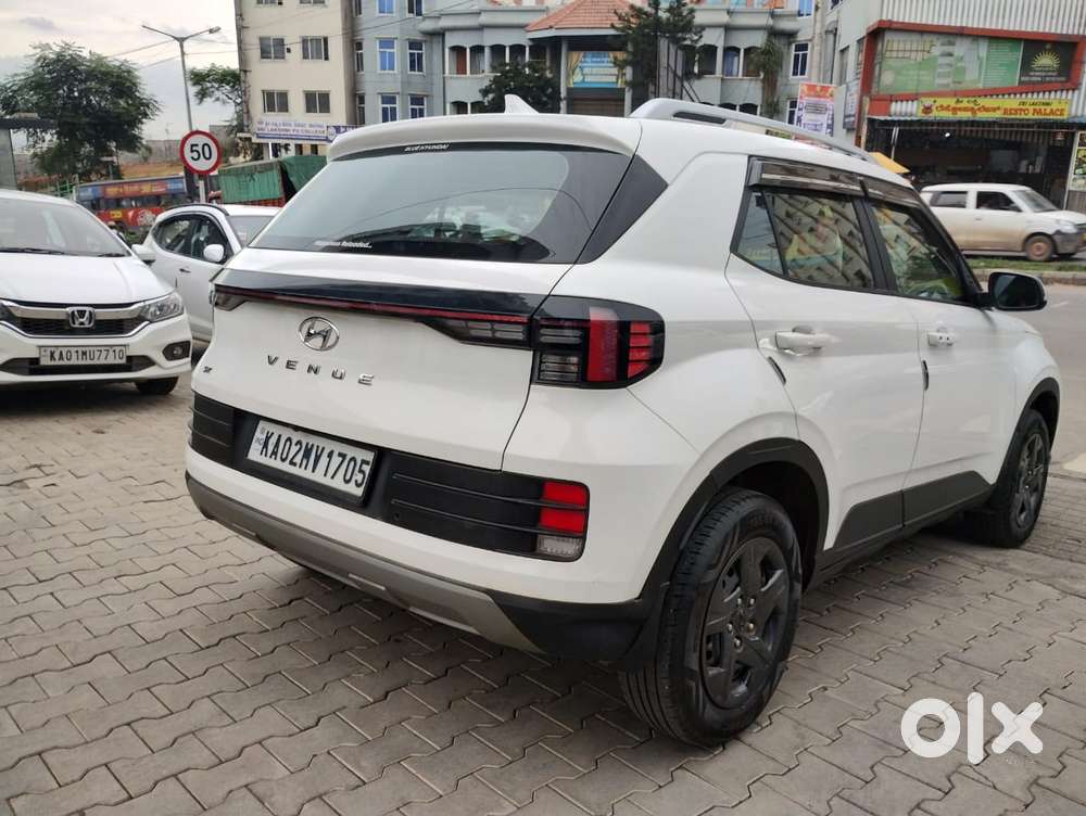 Hyundai Venue Sx, 2024, Petrol