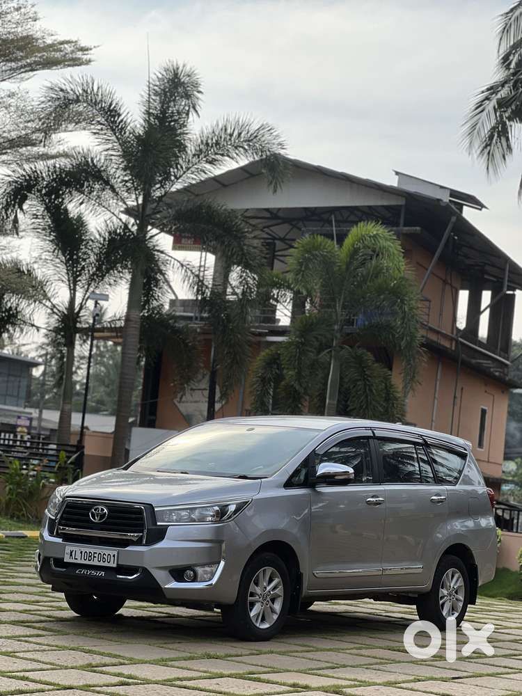 Toyota Innova Crysta 2.4 Gx Mt, 2016, Diesel