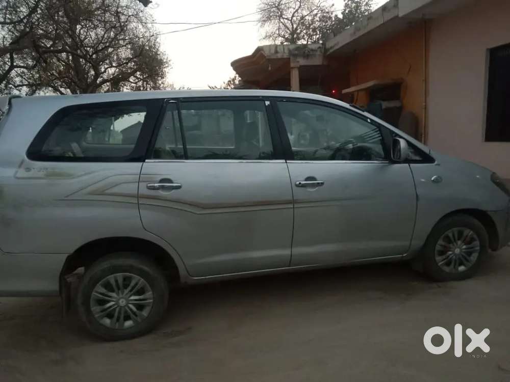 Toyota Innova 2.g