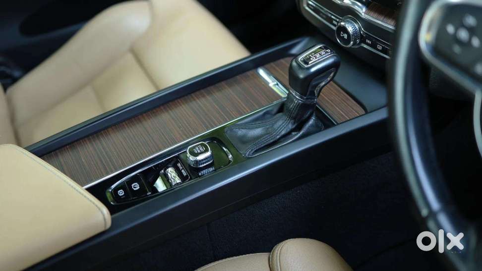 Volvo Xc60 D4 Momentum, 2019, Diesel