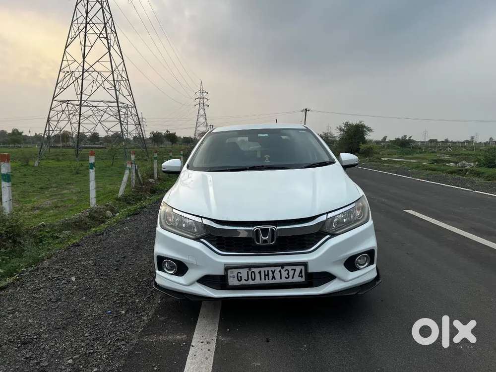 Honda City 2018 Sv 1.5 I-vtec Petrol + Cng  75,000 Km