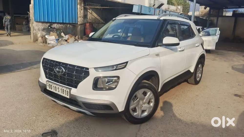 Hyundai New Venue 2020 Petrol 69000 Km Driven