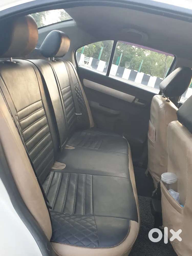 Maruti Suzuki Dzire 1.2 Lxi 2011