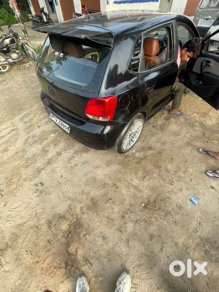 Volkswagen Polo 2011 Car