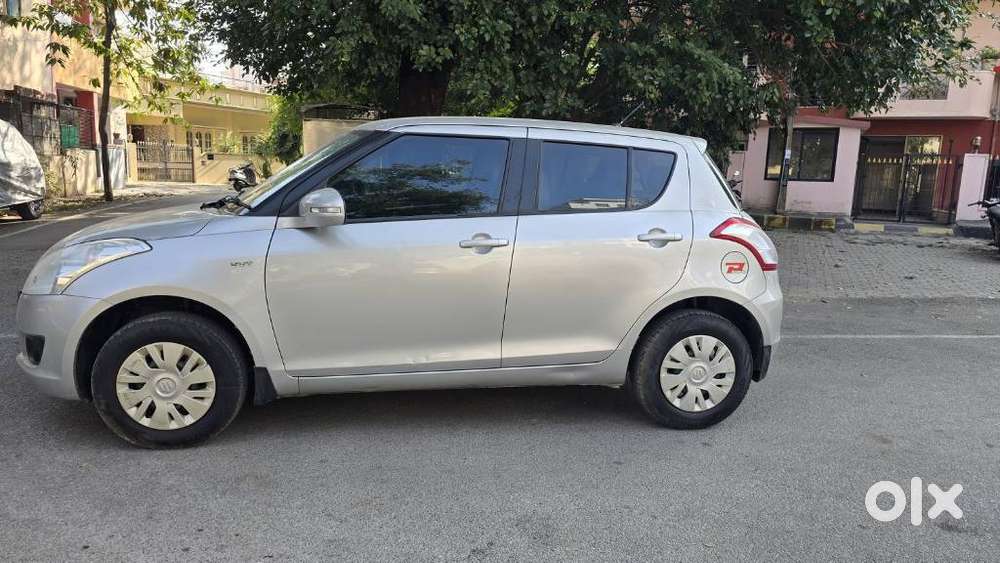 Maruti Suzuki Swift Vxi Optional, 2014, Petrol