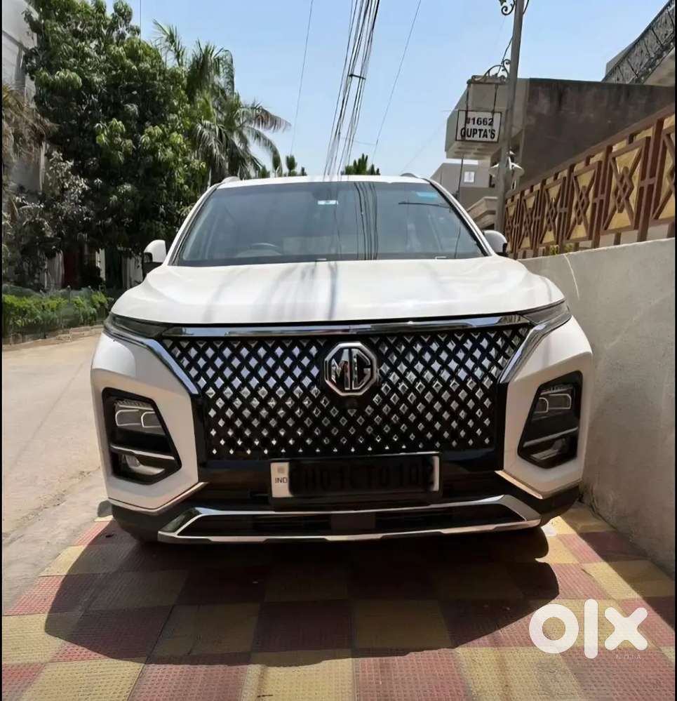Mg Hector 2023 Petrol 1500 Km Driven