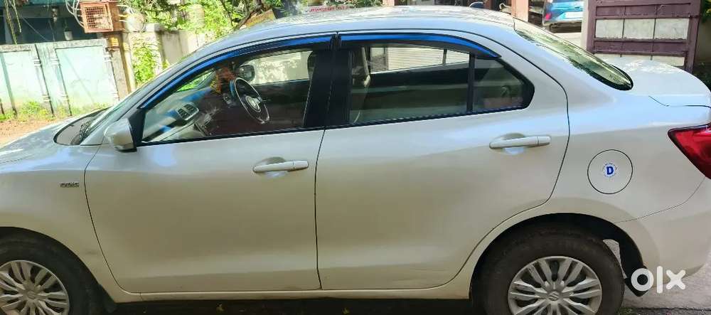 Maruti Suzuki Dzire 2019 Diesel 180032 Km Driven