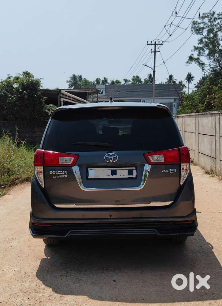 Toyota Innova Crysta 2.4 G Mt, 2016, Diesel