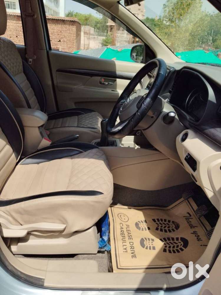 Maruti Suzuki Ertiga Zxi (o) Cng [2022-2023], 2022, Cng & Hybrids