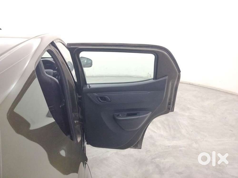 Renault Kwid Rxt 1.0, 2023, Petrol