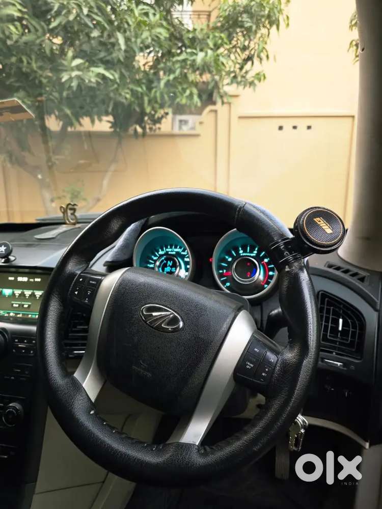 Mahindra Xuv500 2017 Diesel 98000 Km Driven