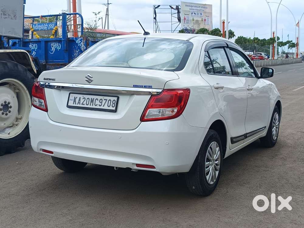 Maruti Suzuki Swift Dzire 1.3 Vxi, 2020, Petrol