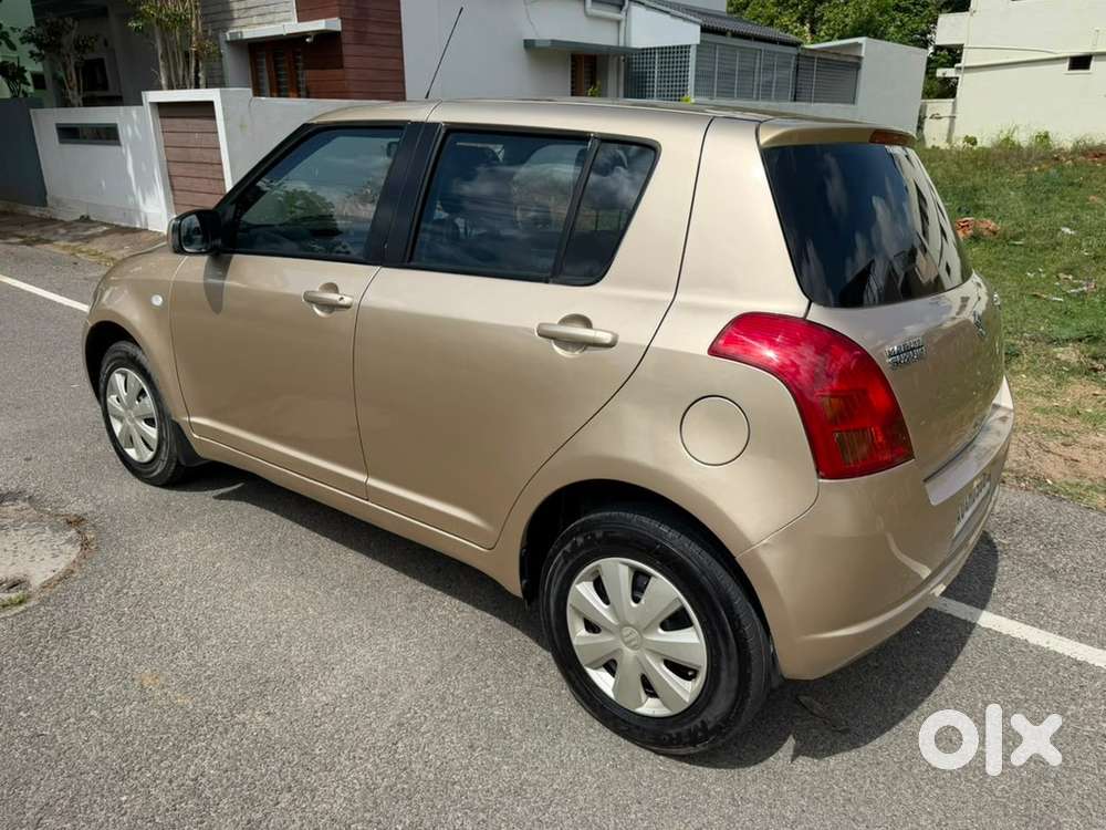  Maruti Suzuki Swift Vxi  2007  Petrol  Second Owner