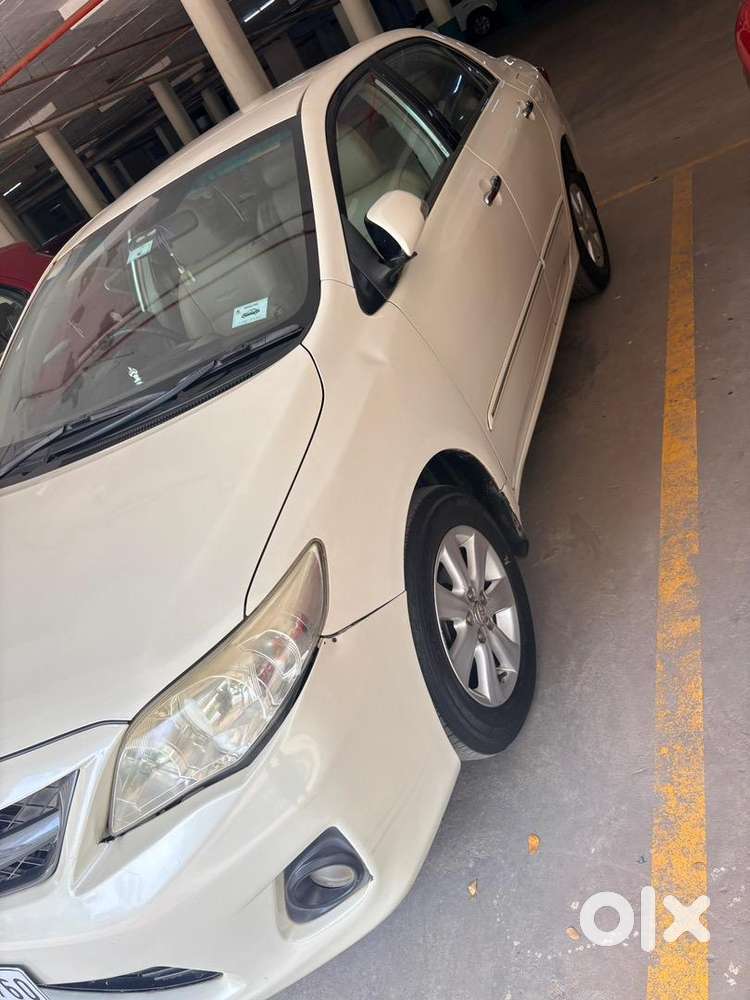 Toyota Corolla Altis 2011 Diesel Well Maintained