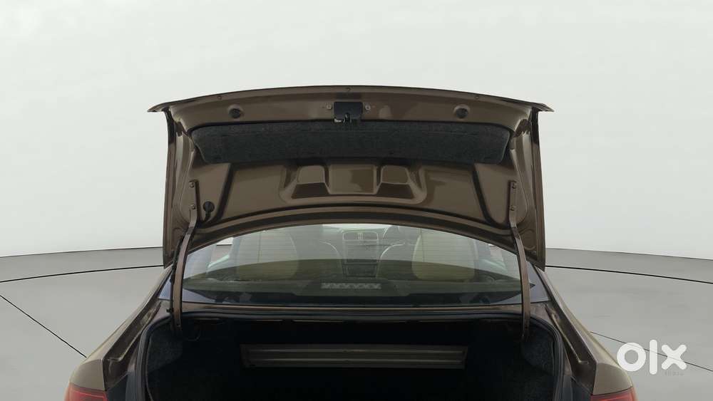 Volkswagen Vento 2010-2013 Petrol Highline At, 2015, Petrol