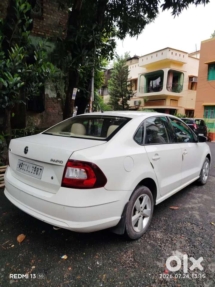 Skoda Rapid 1.6 Mpi Ambition Plus, 2017, Petrol