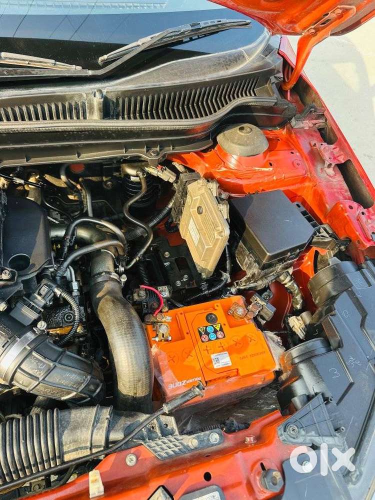 Maruti Suzuki Brezza Zdi+ Dual Tone, 2017, Diesel