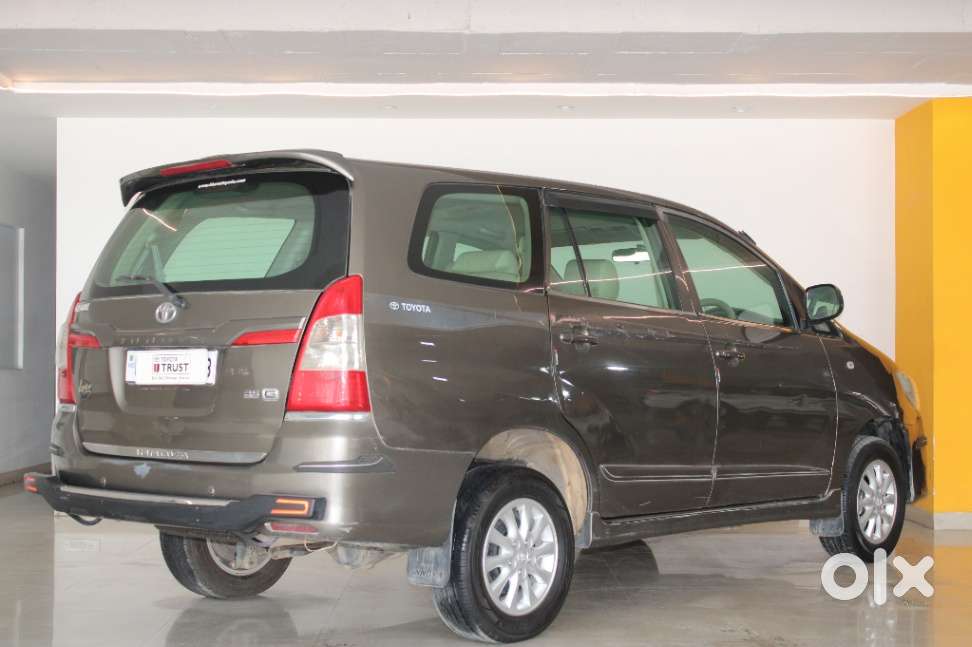 Toyota Innova 2.5 G (diesel) 8 Seater, 2014, Diesel