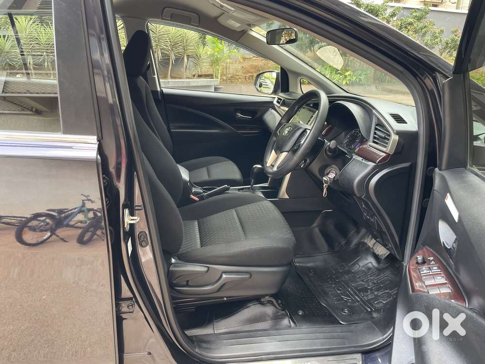 Toyota Innova Crysta [2020-ongoing] 2.4 Gx At 8 Str, 2022, Diesel