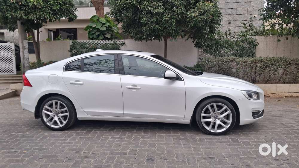 Volvo S60 D4 Momentum, 2017, Diesel