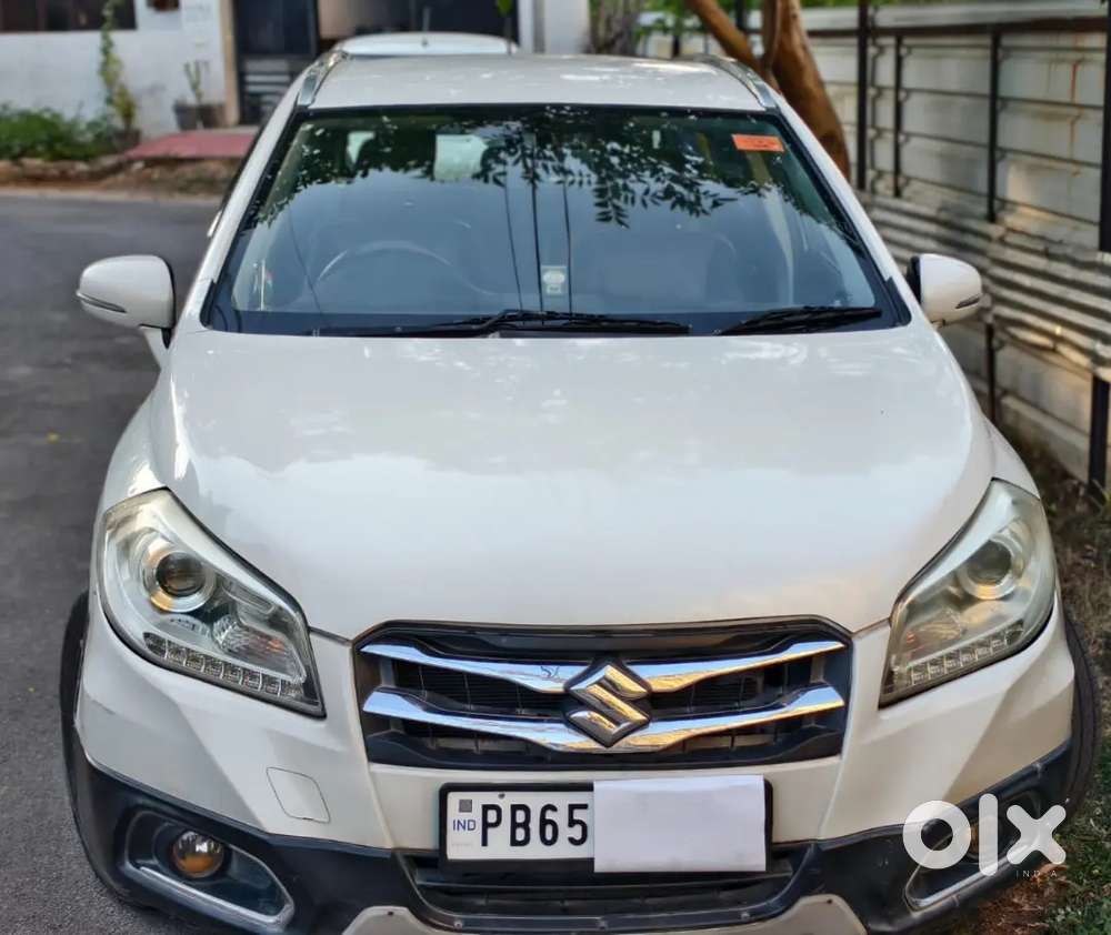 Maruti Suzuki S-cross 2016 Diesel Good Condition