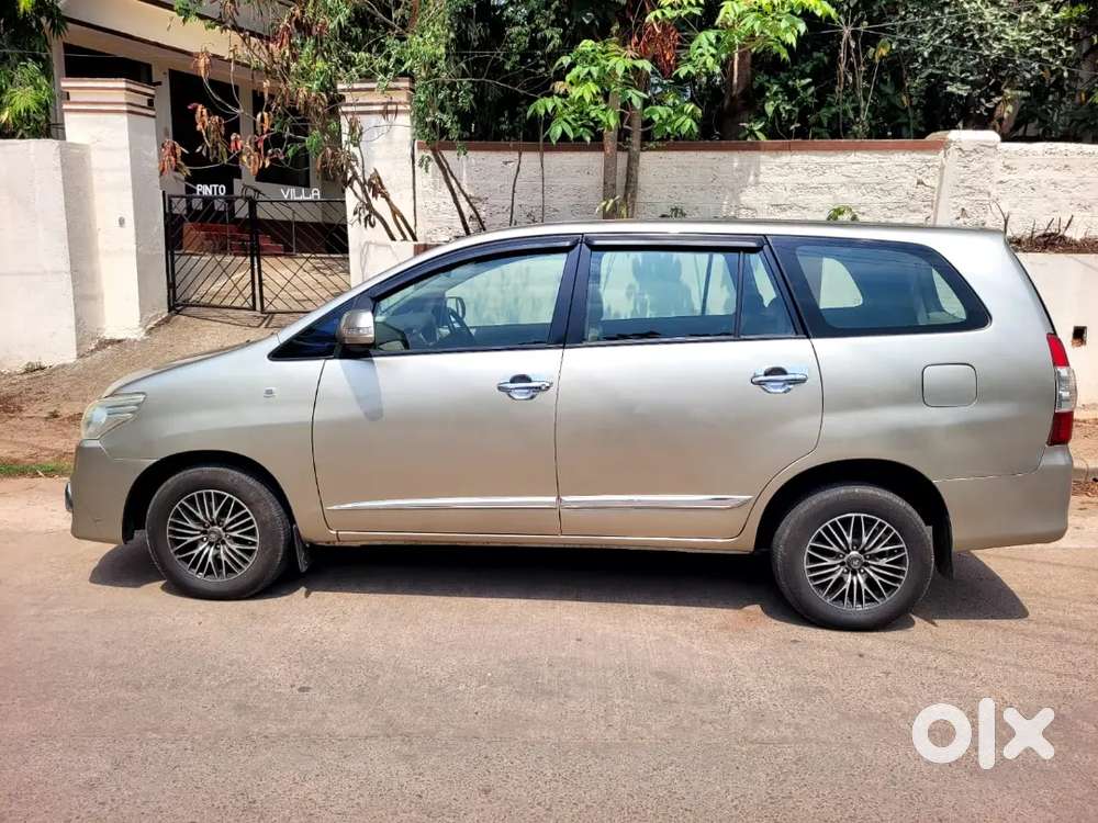 Toyota Innova 2009 Diesel Well Maintained