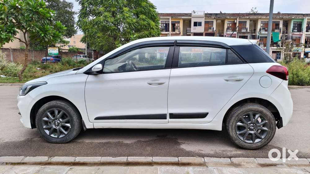 Hyundai Elite I20 [2018-2020] 1.2 Sportz, 2020, Petrol