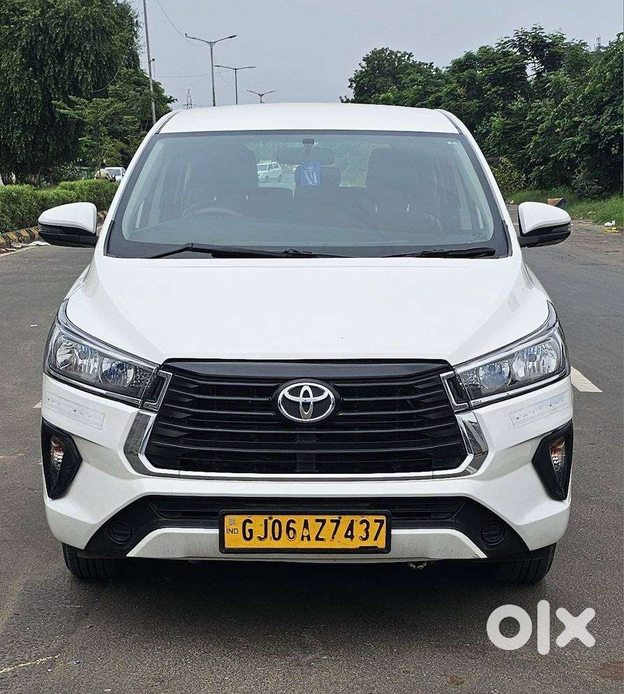 Toyota Innova Crysta 2.4 G Mt 8s, 2019, Diesel