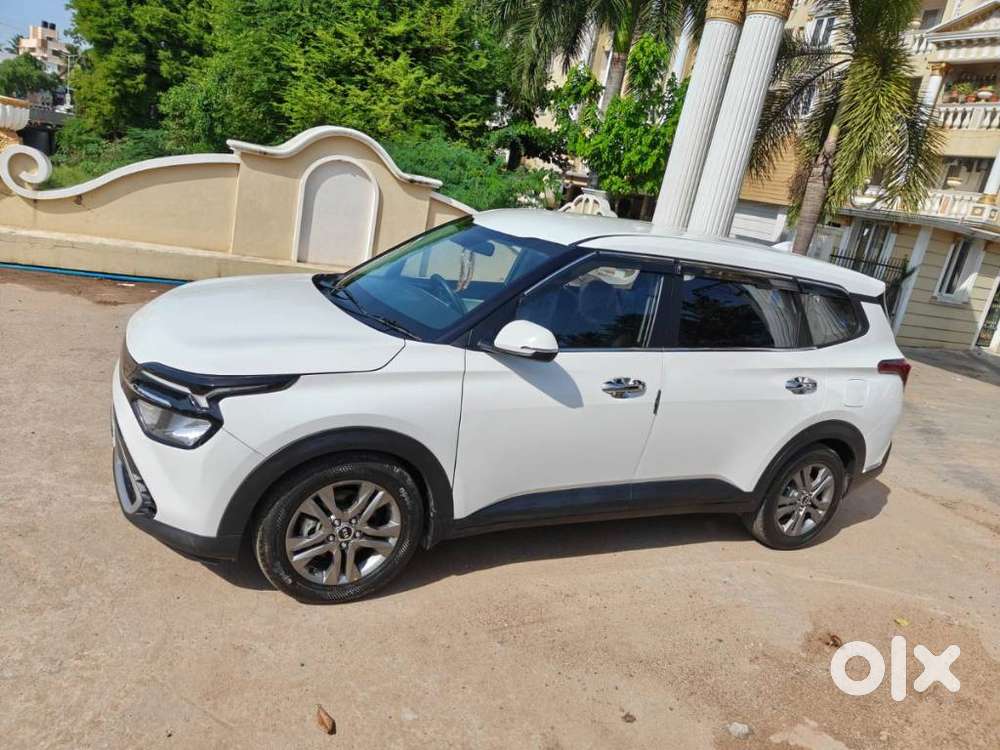 Kia Carens G 1.5 6mt Premium (o) 7-seater, 2024, Diesel