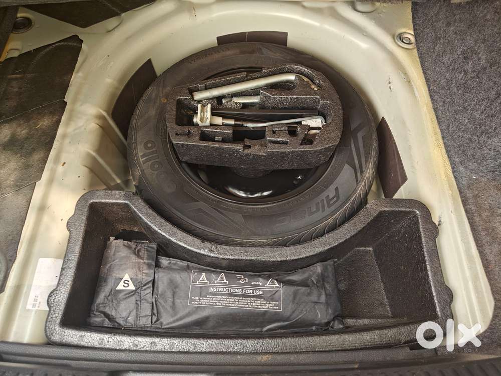 Skoda Rapid Elegance 1.6 Mpfi At, 2015, Petrol