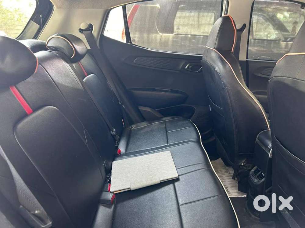 All Fetures Are There In Car Milleage 18+