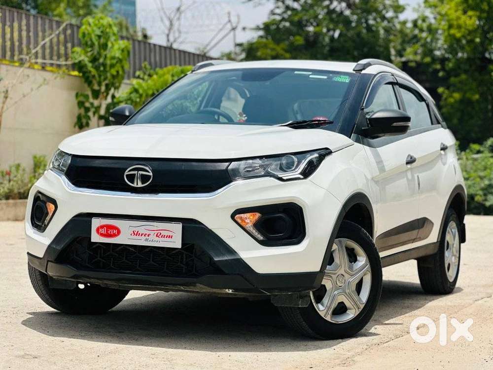 Tata Nexon 1.2 Revotron Xm (s), 2021, Petrol