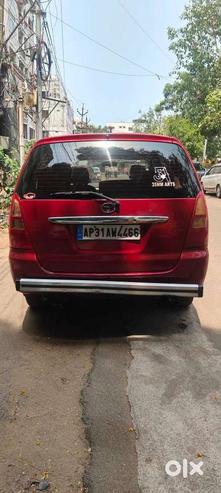 Toyota Innova 2.5 Vx 8 Seater Bs Iv, 2007, Diesel