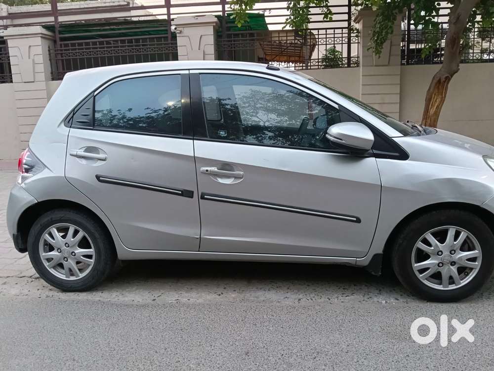 Honda Brio V Mt, 2014, Petrol