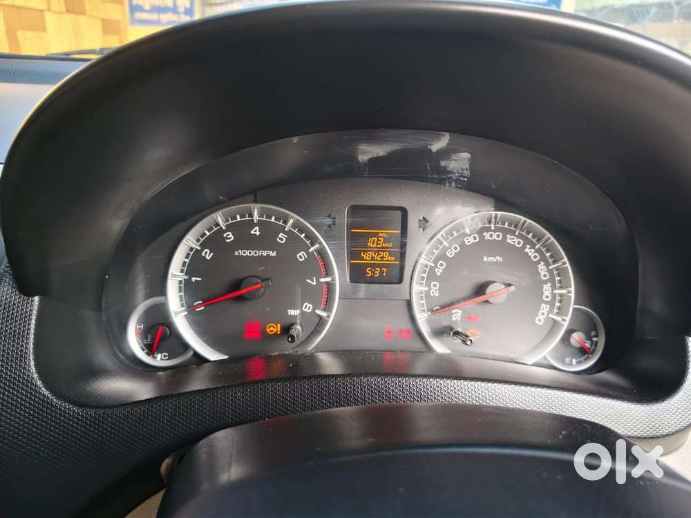 Maruti Suzuki Swift Dzire Vxi Optional, 2016, Petrol