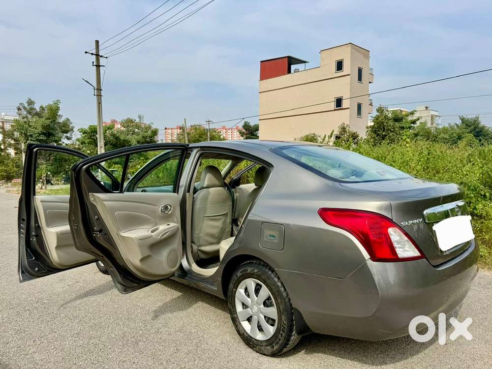 Nissan Sunny Petrol 2013 ( First Owner )