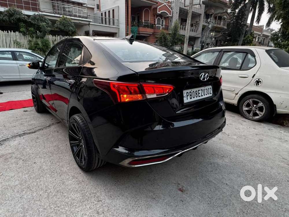 Hyundai Verna, 2022, Petrol