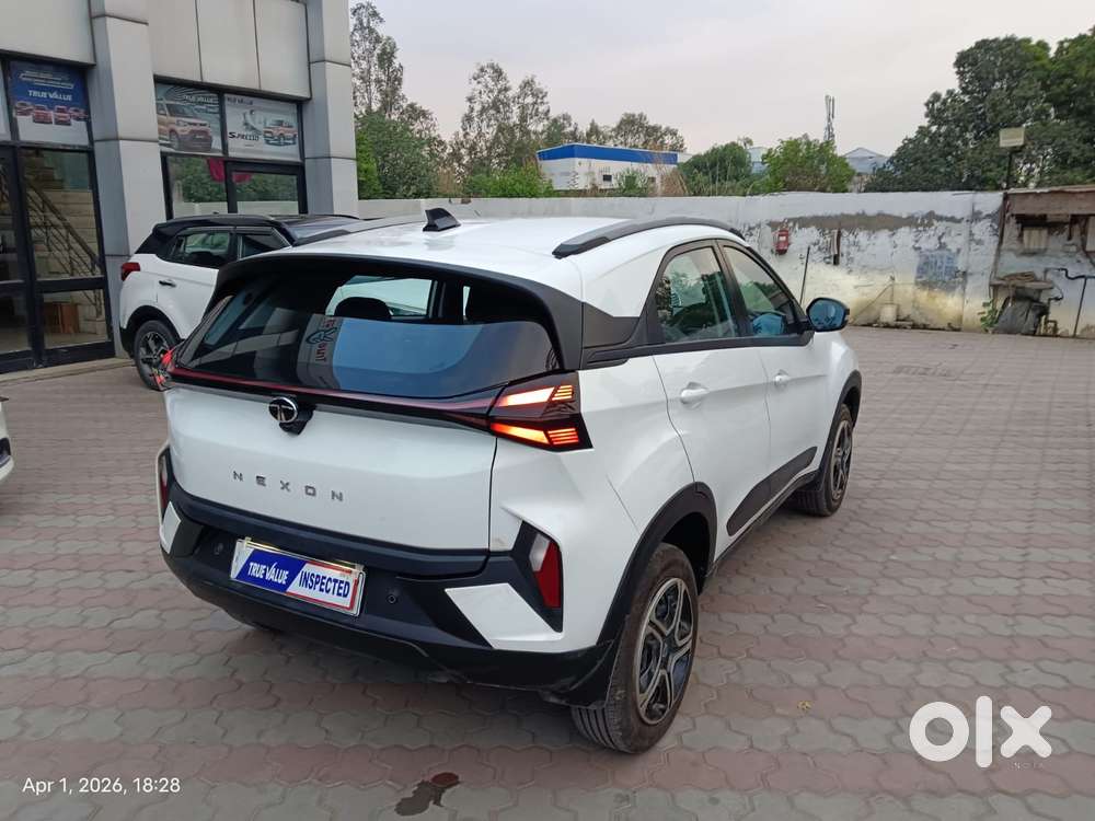 Tata Nexon 1.5 Revotorq Xma Amt, 2025, Petrol