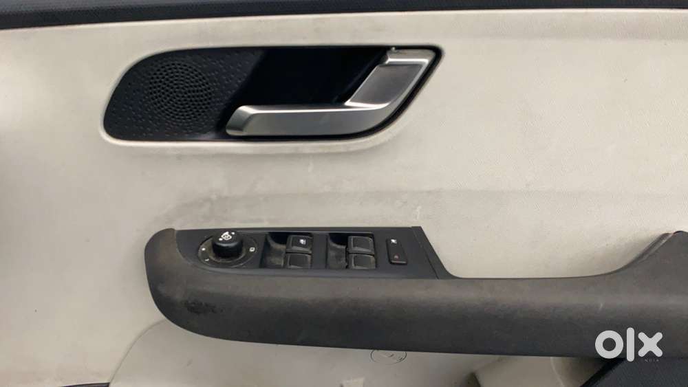 Tata Altroz Xz, 2021, Petrol