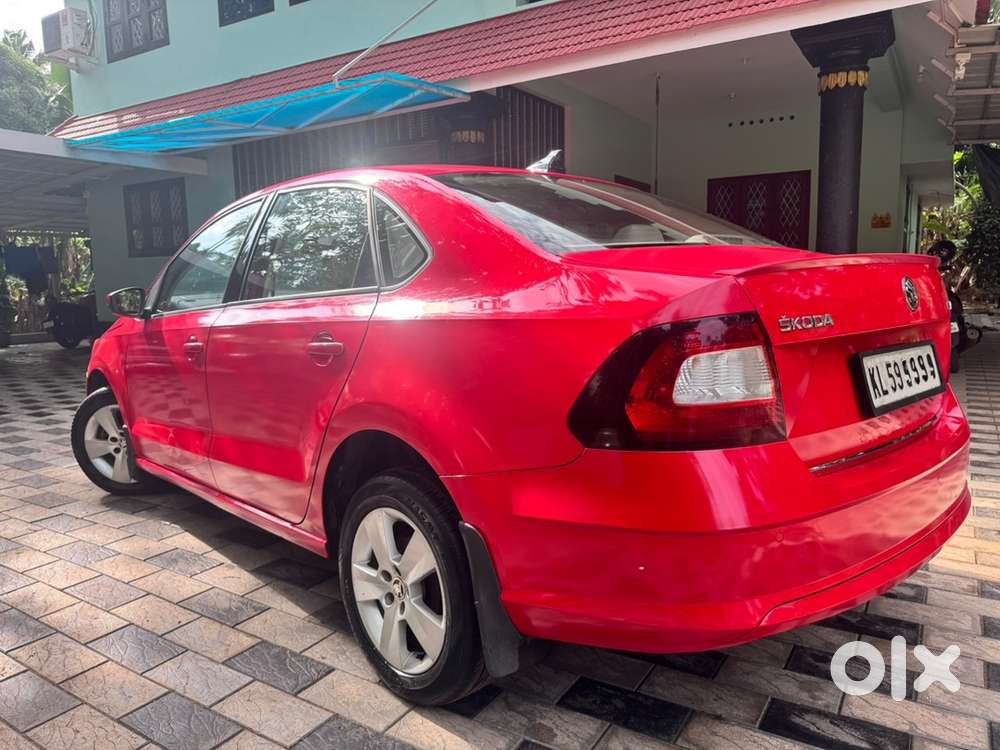 Skoda Rapid 1.6 Style 2017